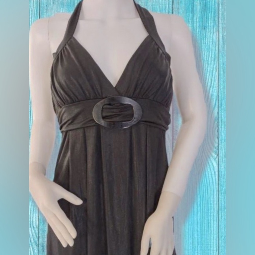VINTAGE BLACK DRESS (V-neck style)